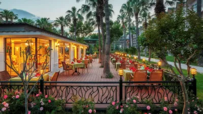 DOBEDAN WORLD PALACE Restaurants