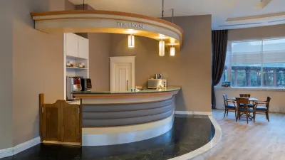 DOBEDAN WORLD PALACE Bars
