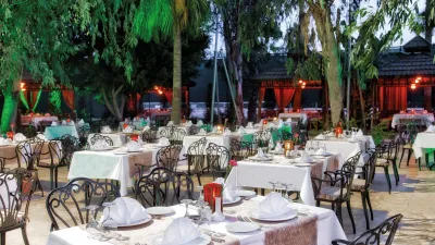 DOBEDAN WORLD PALACE Restaurants