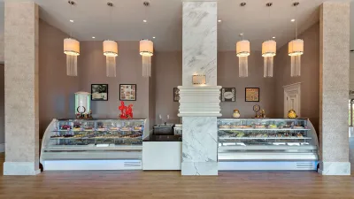 DOBEDAN WORLD PALACE Bars