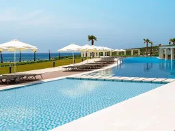 DOLCE HOTELS - RESORTS BY WYNDHAM Pools & Beach