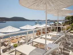 DORIA HOTEL BODRUM Pools & Beach