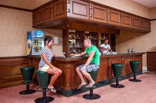DOSI HOTEL Bars