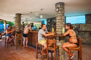 DOSI HOTEL Bars