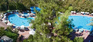 DOSI HOTEL Pools & Beach