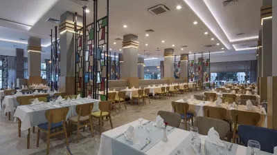 DOSINIA LUXURY RESORT Restaurants