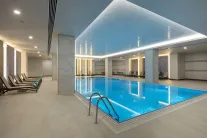 DOUBLE TREE BY HILTON ANTALYA CITY CENTRE Pools & Beach
