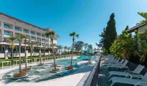 DOUBLETREE BY HILTON ANTALYA KEMER Pools & Beach