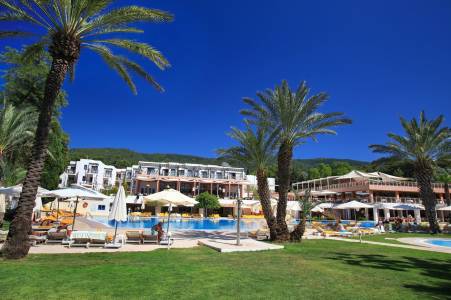 DOUBLETREE BY HILTON ISIL CLUB RESORT General Images
