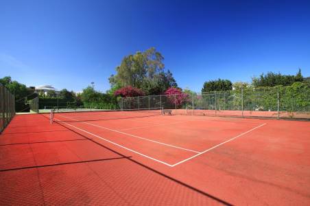 DOUBLETREE BY HILTON ISIL CLUB RESORT Activities