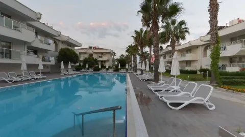 DREAM FAMILY CLUB Pools & Beach