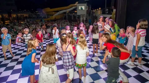 DREAM FAMILY CLUB Activities