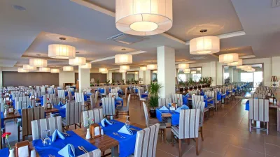 DREAM FAMILY CLUB Restaurants