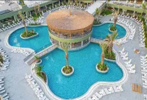DREAM FUN WORLD Pools & Beach