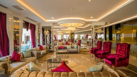 DREAM WORLD AQUA Lobby