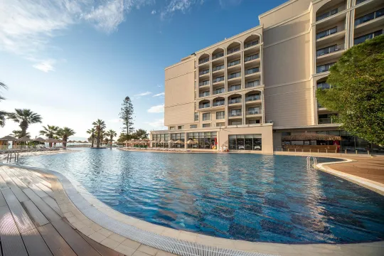 DUJA DIDIM Pools & Beach