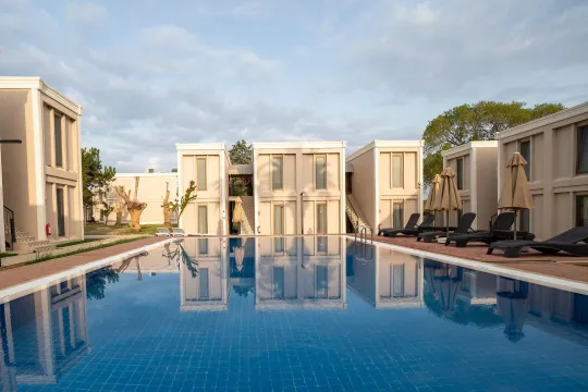 DUJA DIDIM Pools & Beach