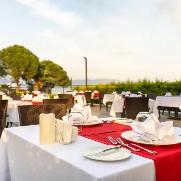 DUJA DIDIM Restaurants