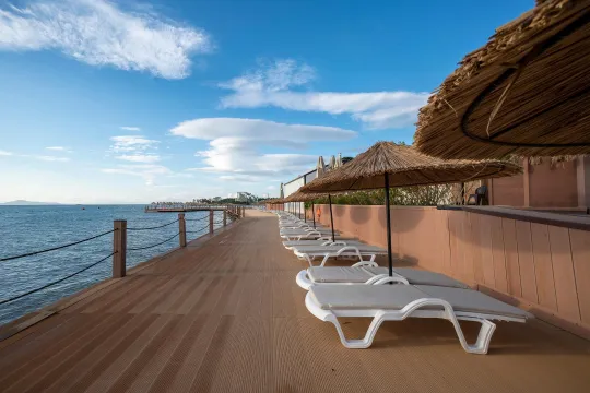 DUJA DIDIM Pools & Beach