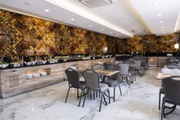 DUQQAN DELUXE HOTEL Restaurants