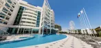 EFFECT GRAND VICTORIA HOTEL Pools & Beach