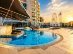 EFFECT GRAND VICTORIA HOTEL Pools & Beach