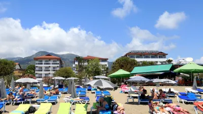 EFTALIA DOWN TOWN Pools & Beach