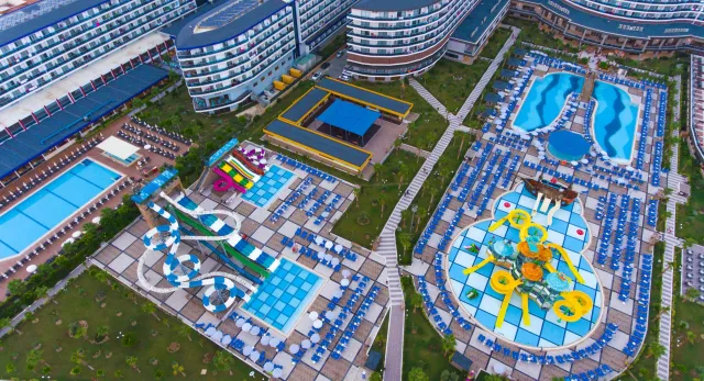 EFTALIA SPLASH RESORT HOTEL Pools & Beach