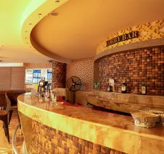ELAMIR RESORT HOTEL Bars