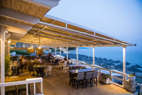 ELANI BAY RESORT Restaurants