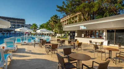 ALDER GARDEN HOTEL (Ex.Eldar Garden Resort Hotel) Bars