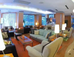 ELEGANCE HOTELS INTERNATIONAL Bars