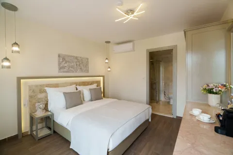 ELEMENTA HOTEL 12+ Rooms