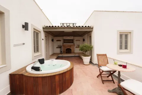 ELEMENTA HOTEL 12+ Spa