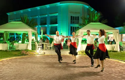 ELINOTEL APOLAMARE Activities