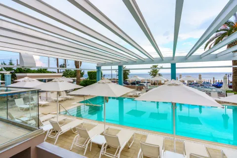 ELINOTEL SERMILIA RESORT Pools & Beach