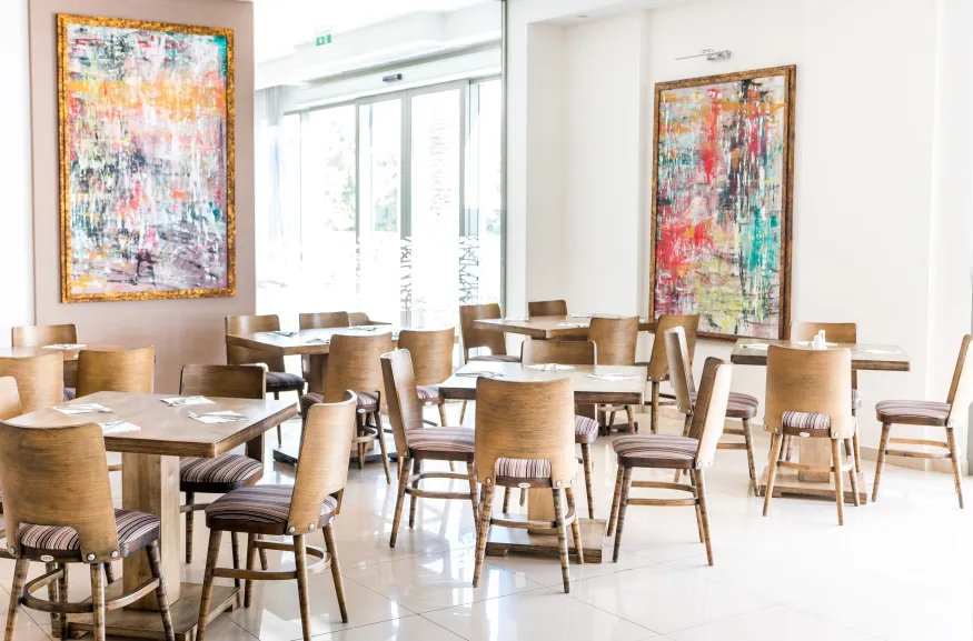 ELINOTEL SERMILIA RESORT Restaurants
