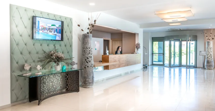 ELINOTEL SERMILIA RESORT Lobby