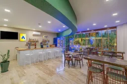 EMELDA SUN CLUB Bars