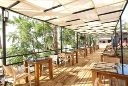EOS BEACH RESORT (ex.Crystal Land of Paradise) Bars
