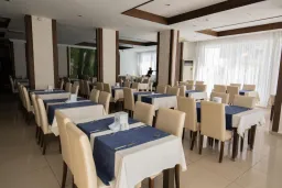 EPIC HOTEL Restaurants
