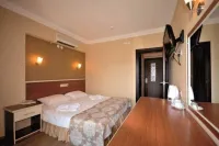 EPIC HOTEL Rooms