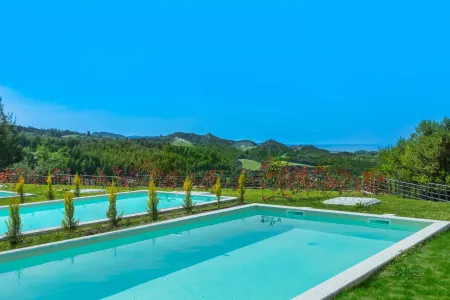 EPTA VILLAS Pools & Beach