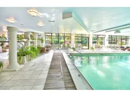 ESTREYA RESIDENCE Pools & Beach