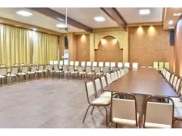 ESTREYA RESIDENCE Meetings