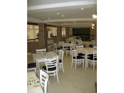 ESTREYA RESIDENCE Restaurants