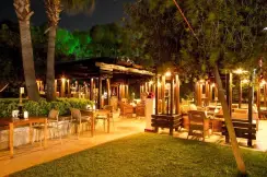 FAME RESIDENCE LARA-SPA Bars