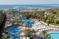 FAME RESIDENCE LARA-SPA Pools & Beach