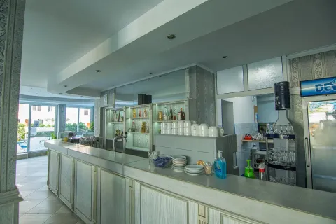 FAMILY HOTEL ELVIRA Bars
