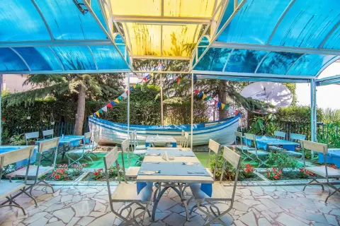 FAMILY HOTEL ELVIRA Restaurants